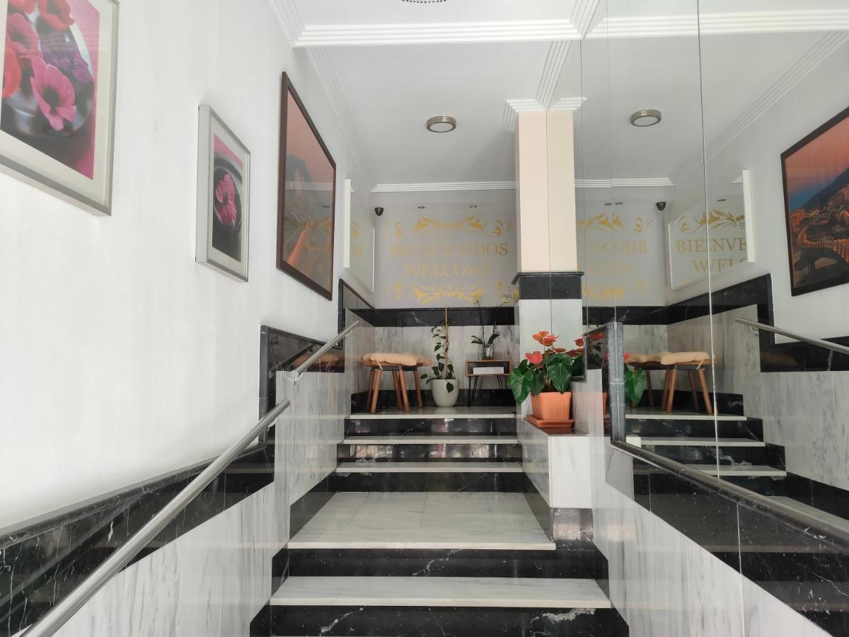 Sanpedro Apartamentos Марбеля Екстериор снимка
