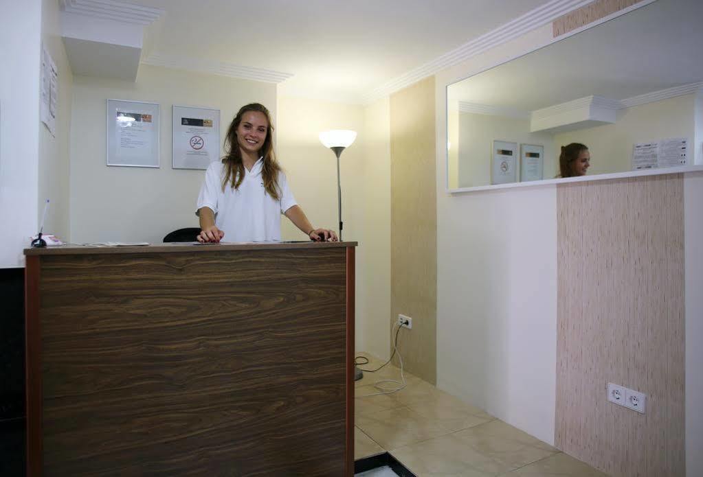 Sanpedro Apartamentos Марбеля Екстериор снимка
